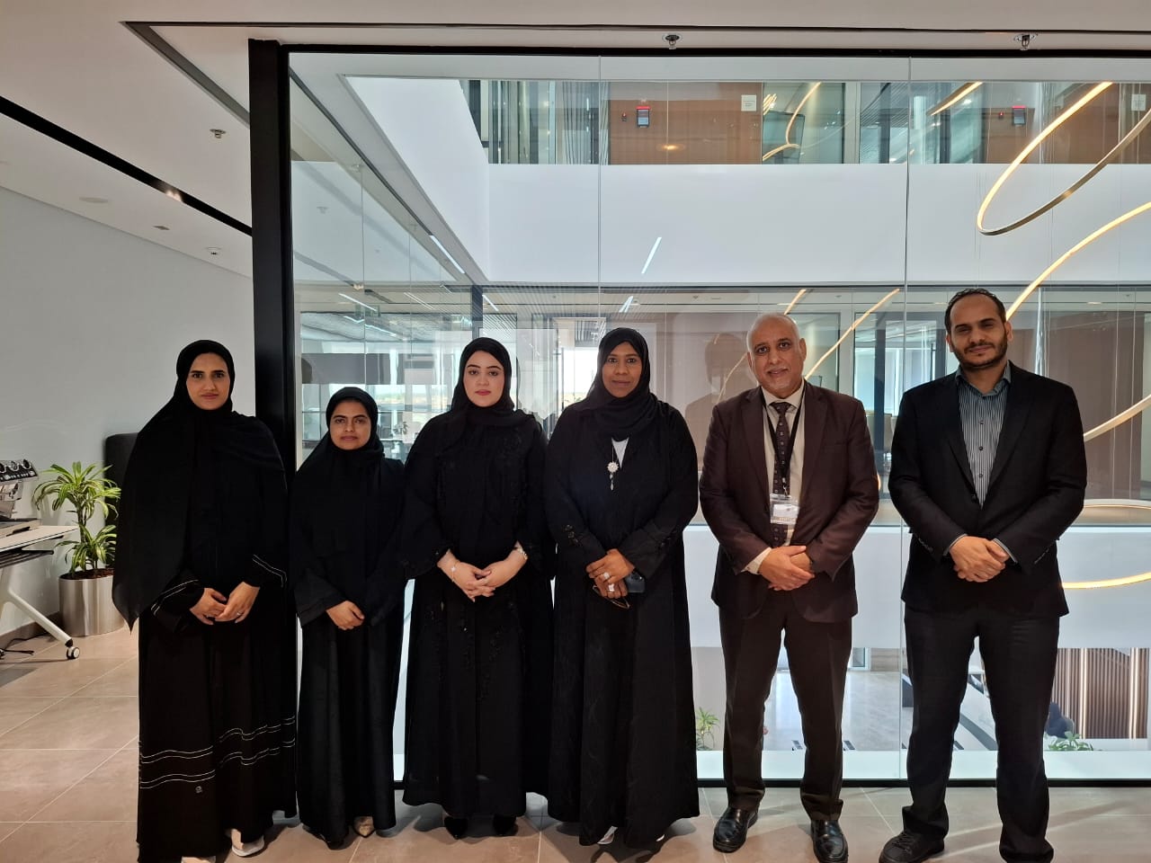 البرنامج العربي للحلال موضوع اجتماع بين إيدسمو ووزارة الصناعة والتكنولوجيا المتقدمة بالإمارات البرنامج العربي للحلال موضوع اجتماع بين إيدسمو ووزارة الصناعة والتكنولوجيا المتقدمة بالإمارات